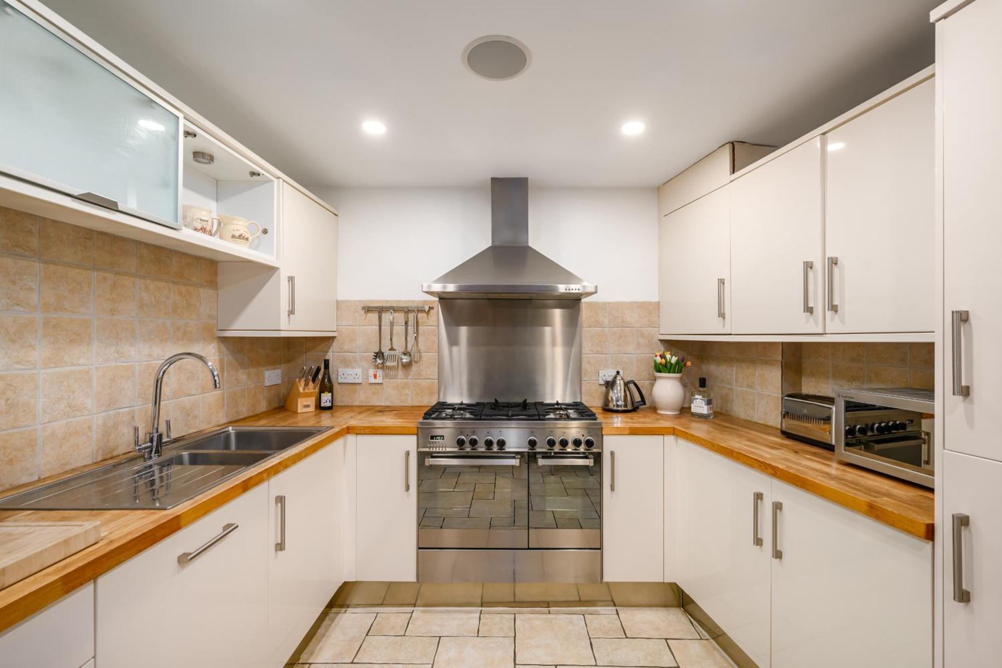 Stylish & Central 2Br Stockbridge Gem Edinburgh Exterior photo